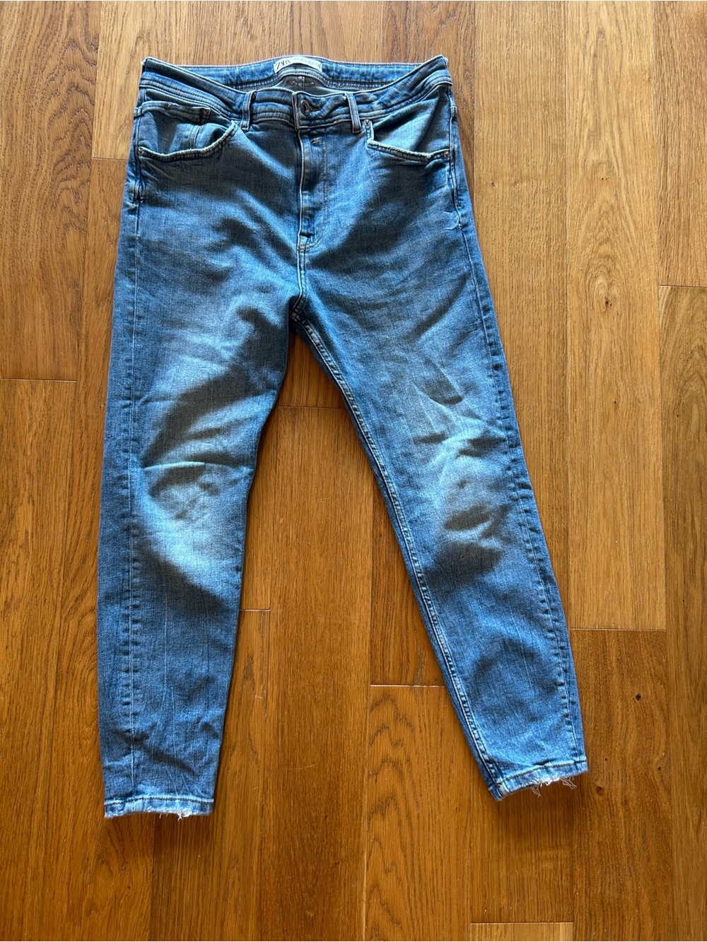 Zara Men's Skinny Jeans in Medium Blue Wash